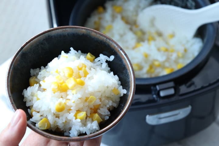 お米と炊くだけ！簡単とうもろこしご飯