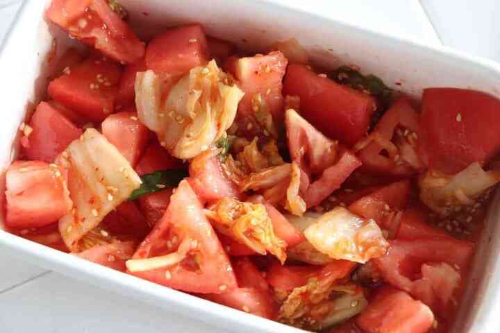 キムチ消費にも「トマトキムチ和え」簡単レシピ！トマトの甘酸っぱさ×キムチの甘辛さがマッチ