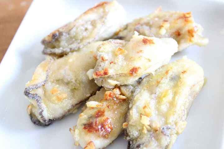 「牡蠣のガーリックソテー」簡単レシピ！片栗粉でカリっと香ばしく
