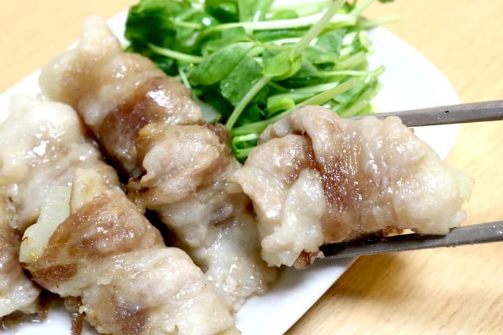 【レシピ】レンチン「一口玉ねぎの豚肉巻き」玉ねぎがトロッと甘い〜