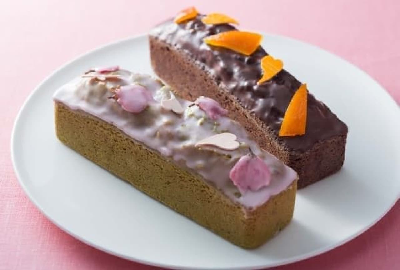 ハッピー ケーキ ～桜～（左）、ラブリー ケーキ ～ショコラ～（右）