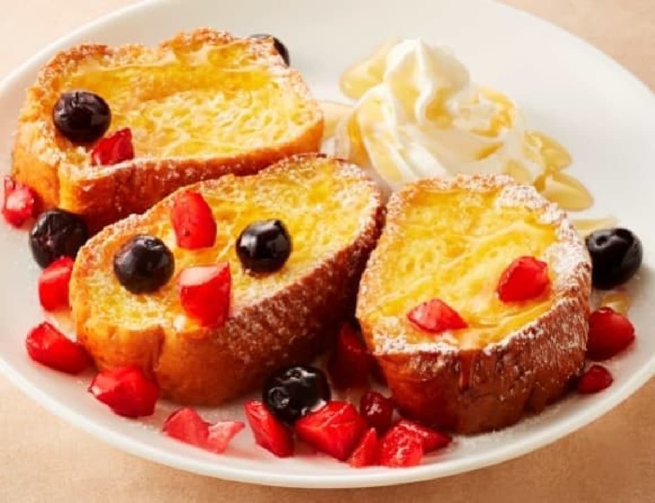 Have a good time with a new French toast ... (The photo is T's French toast honey double berry)