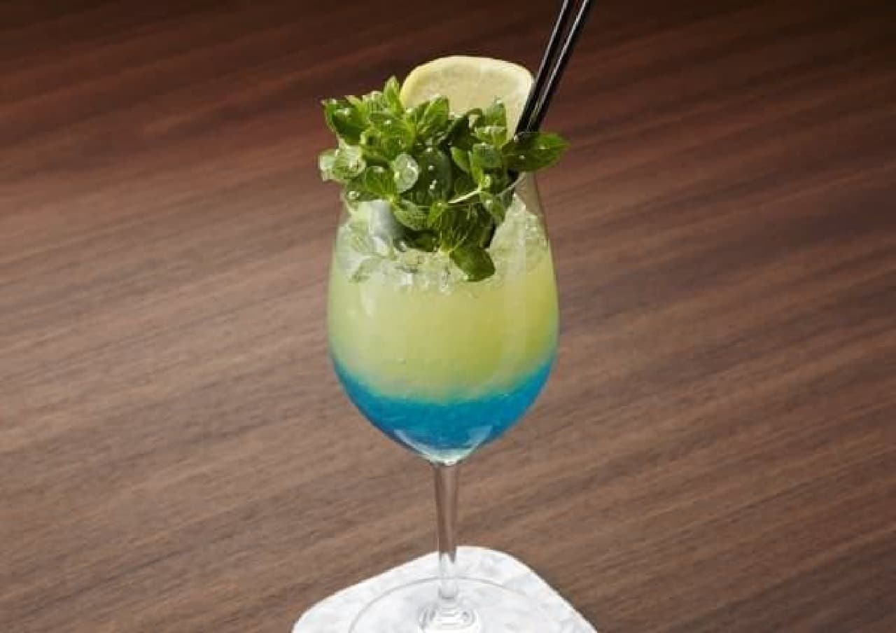 Cocktail with the motif of the mysterious planet Earth