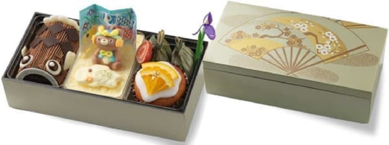 The heavy box is also designed with an auspicious "spreading end" fan