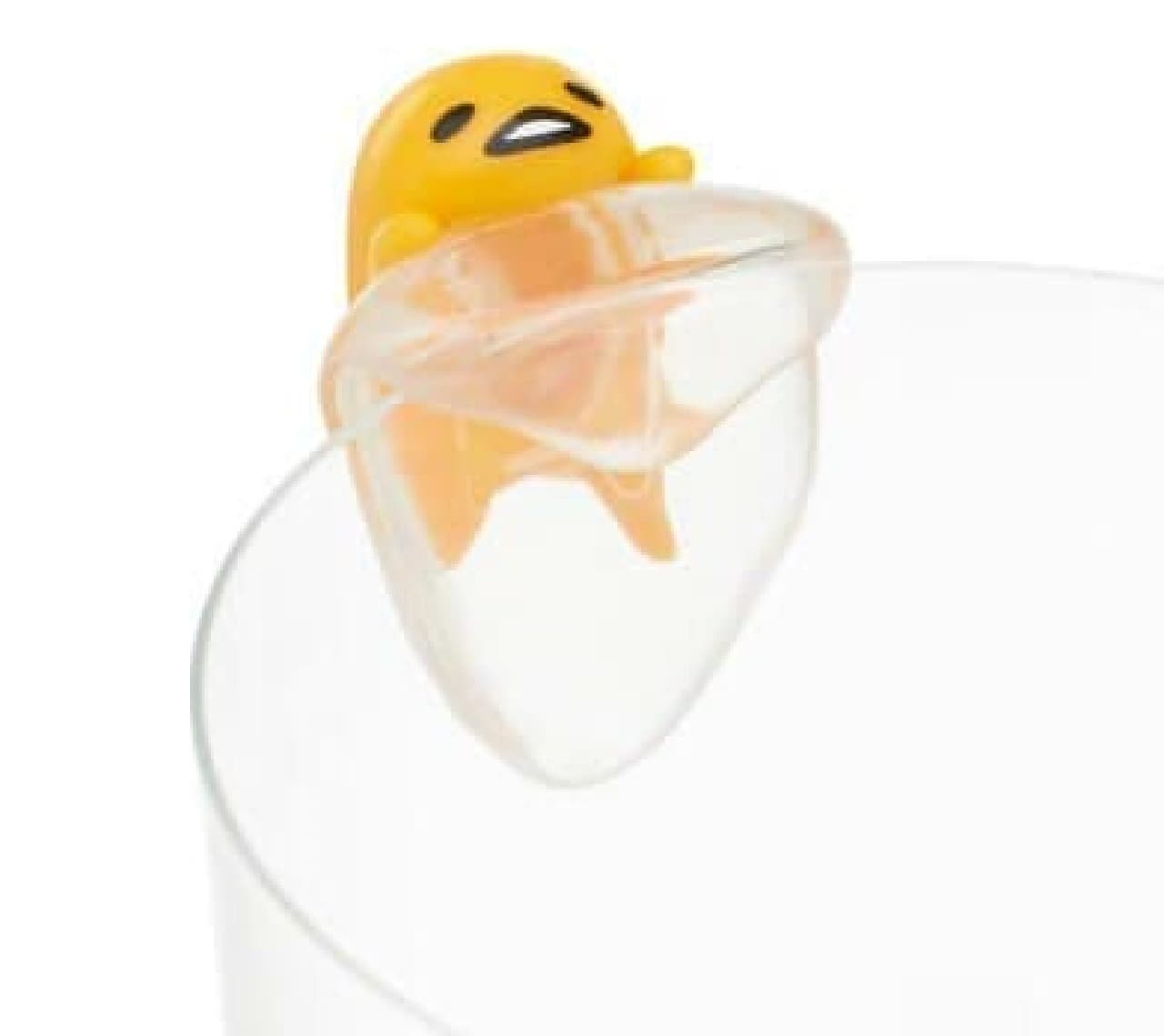 Gudetama caught on the edge of the cup