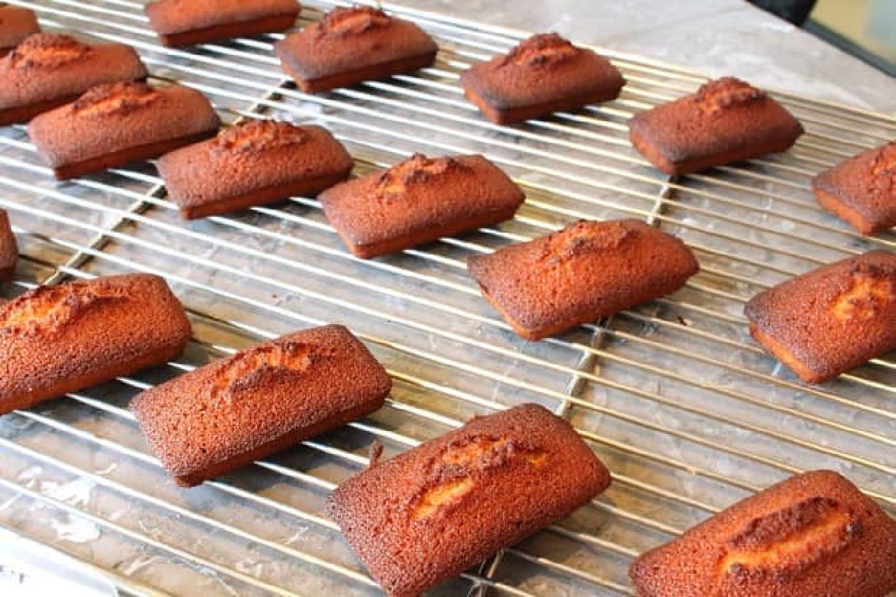 Freshly baked financiers are a must!