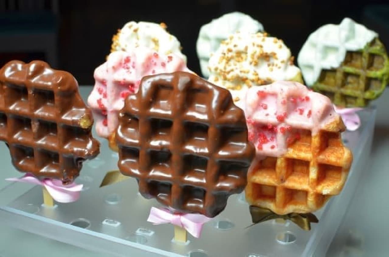 A waffle specialty store that can be lined up will open for only 7 days!