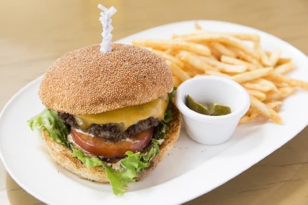 The photo is "Rigoletto Burger" from Rigoletto Bar and Grill.