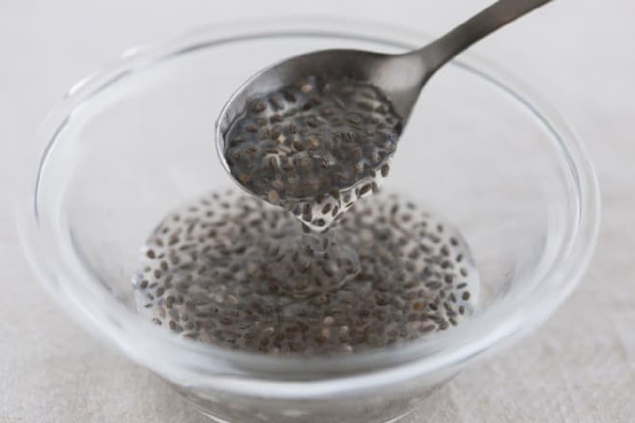 Moist chia seeds. Because it swells in the stomach, it seems to lead to a feeling of fullness