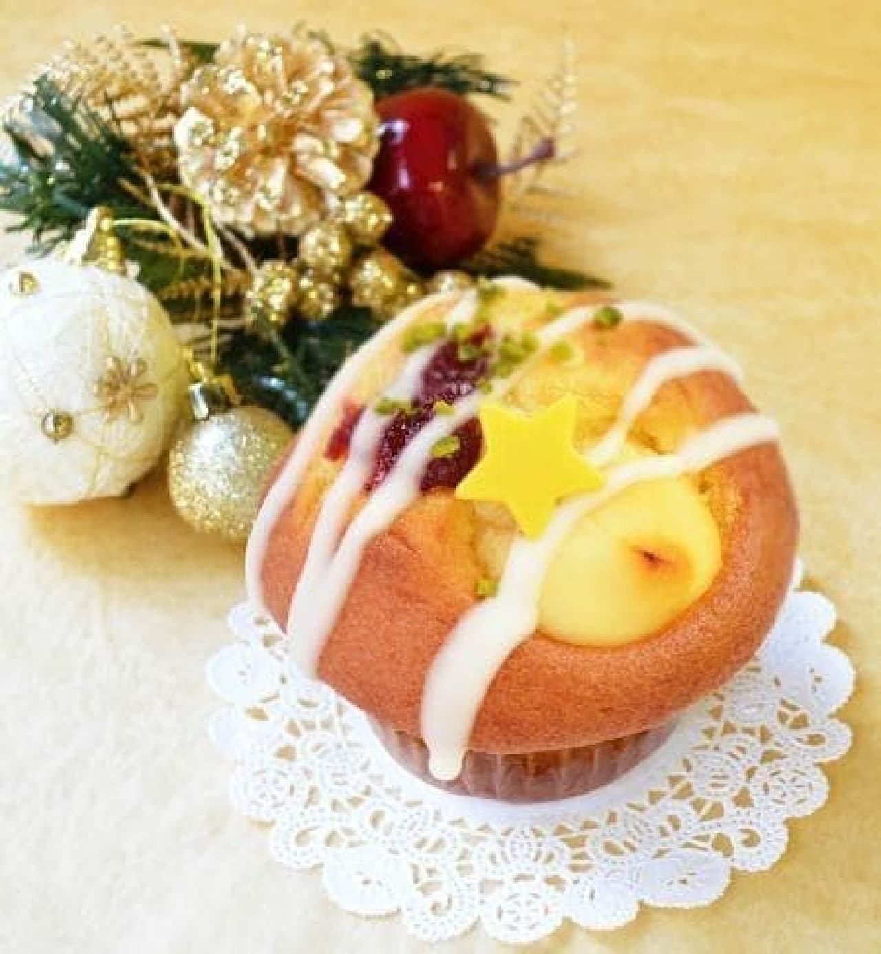A muffin only for this season that adds flowers to the table