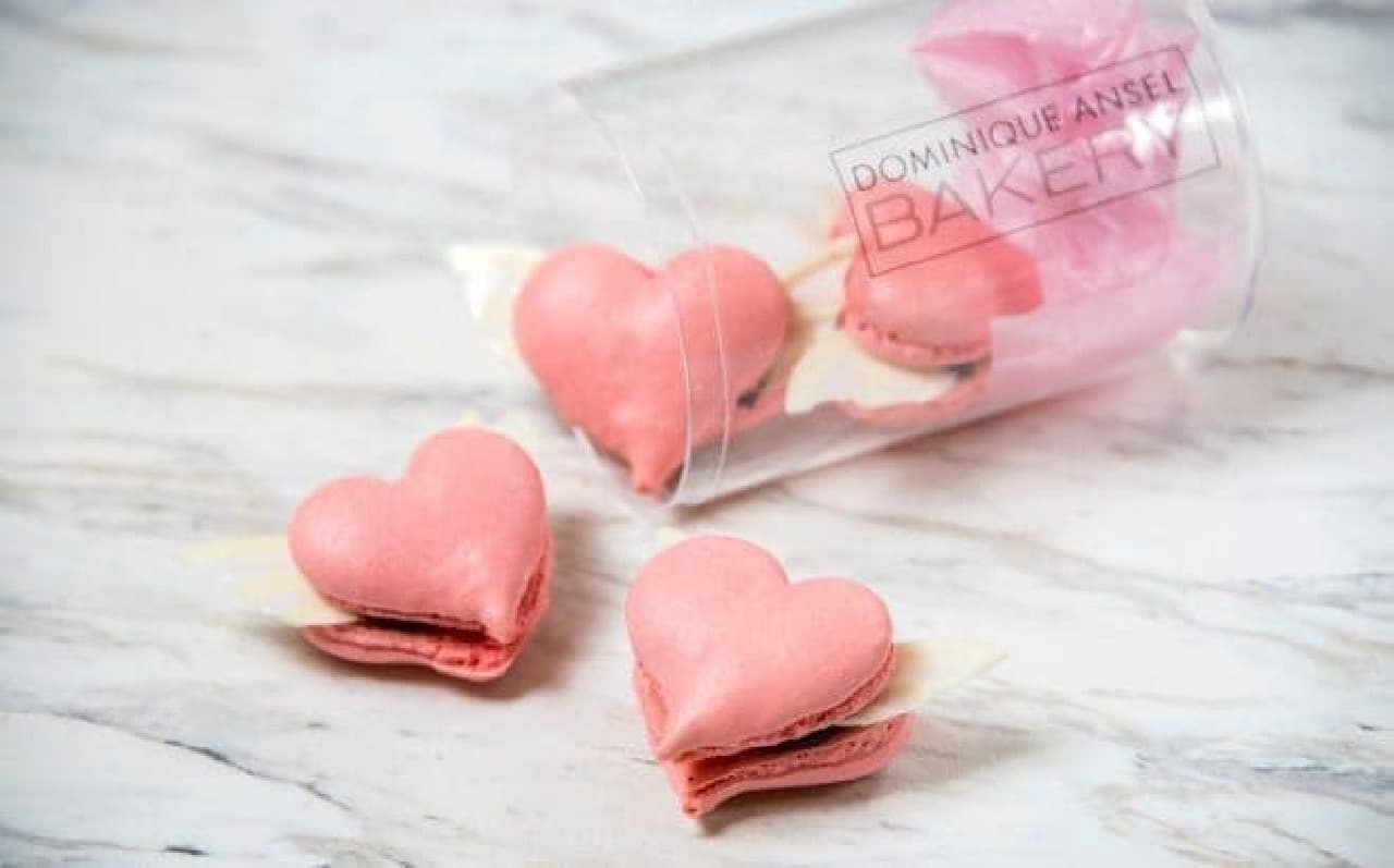 Will the heart macaroons shoot his heart too?