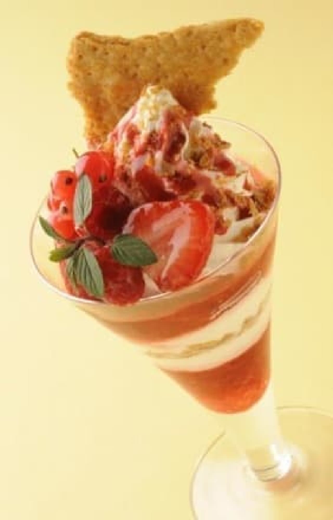 I'm curious about the strawberry day limited parfait! (The image is an image)