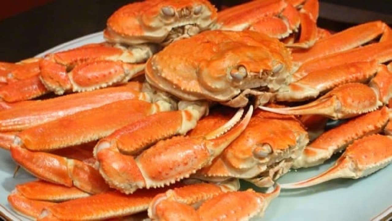 You can get the money by eating two crabs!