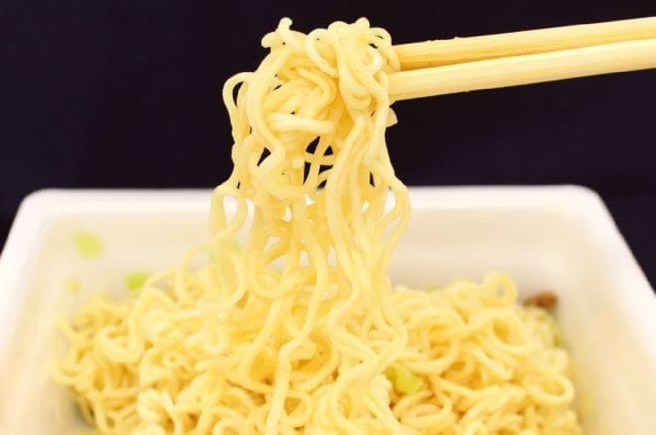 Ordinary Peyang has curly noodles