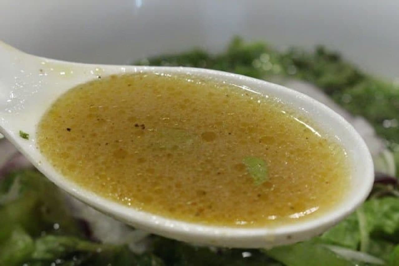 バーミヤン鶏白湯ラーメンのスープ