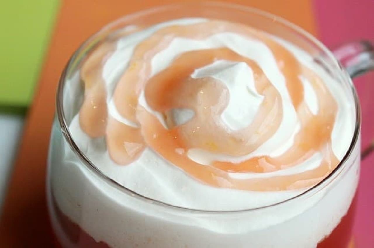 Starbucks "Nectarine Peach & Cream Tea"