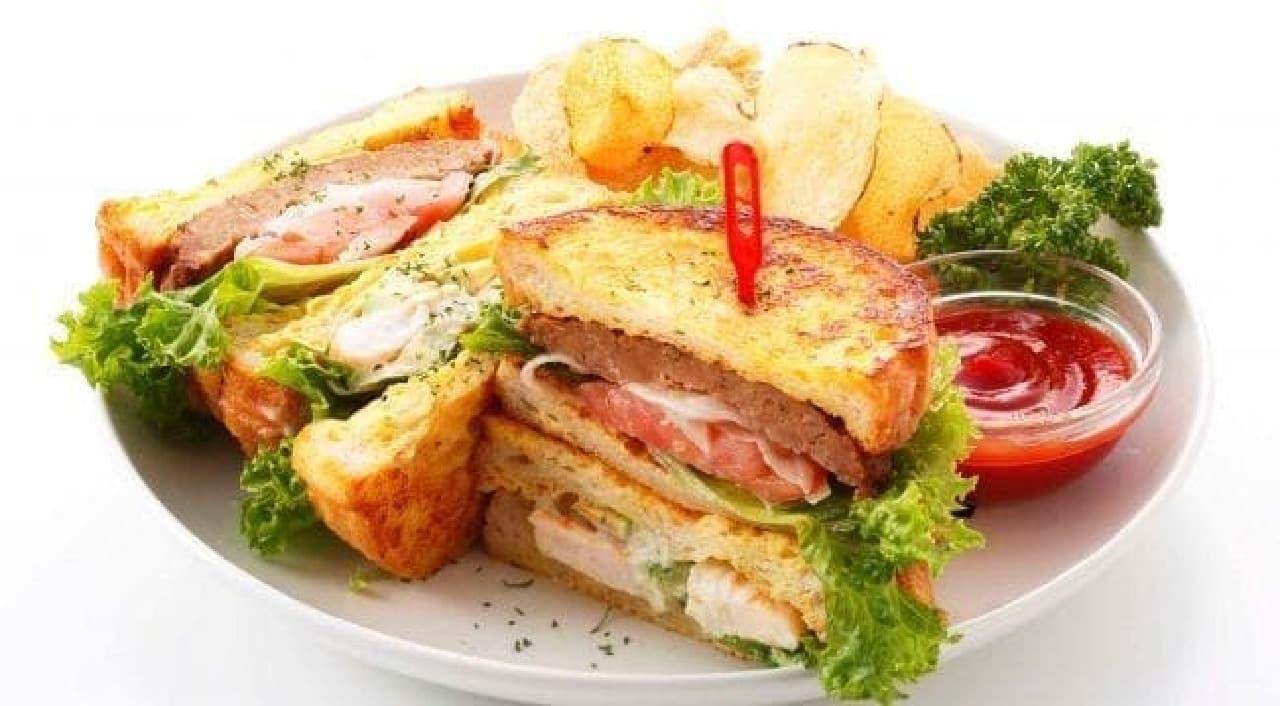Ivorish "Clubhouse Sandwich"
