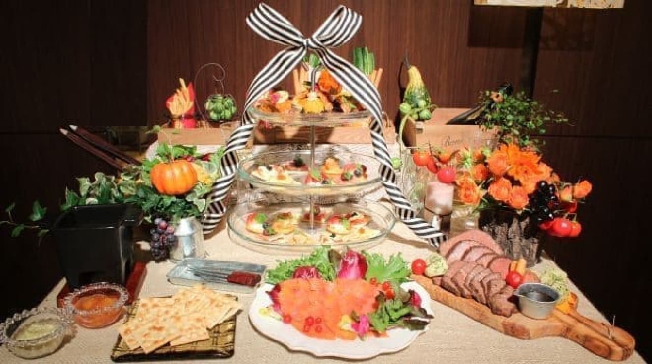 Kei Yasuda's Halloween table coordination