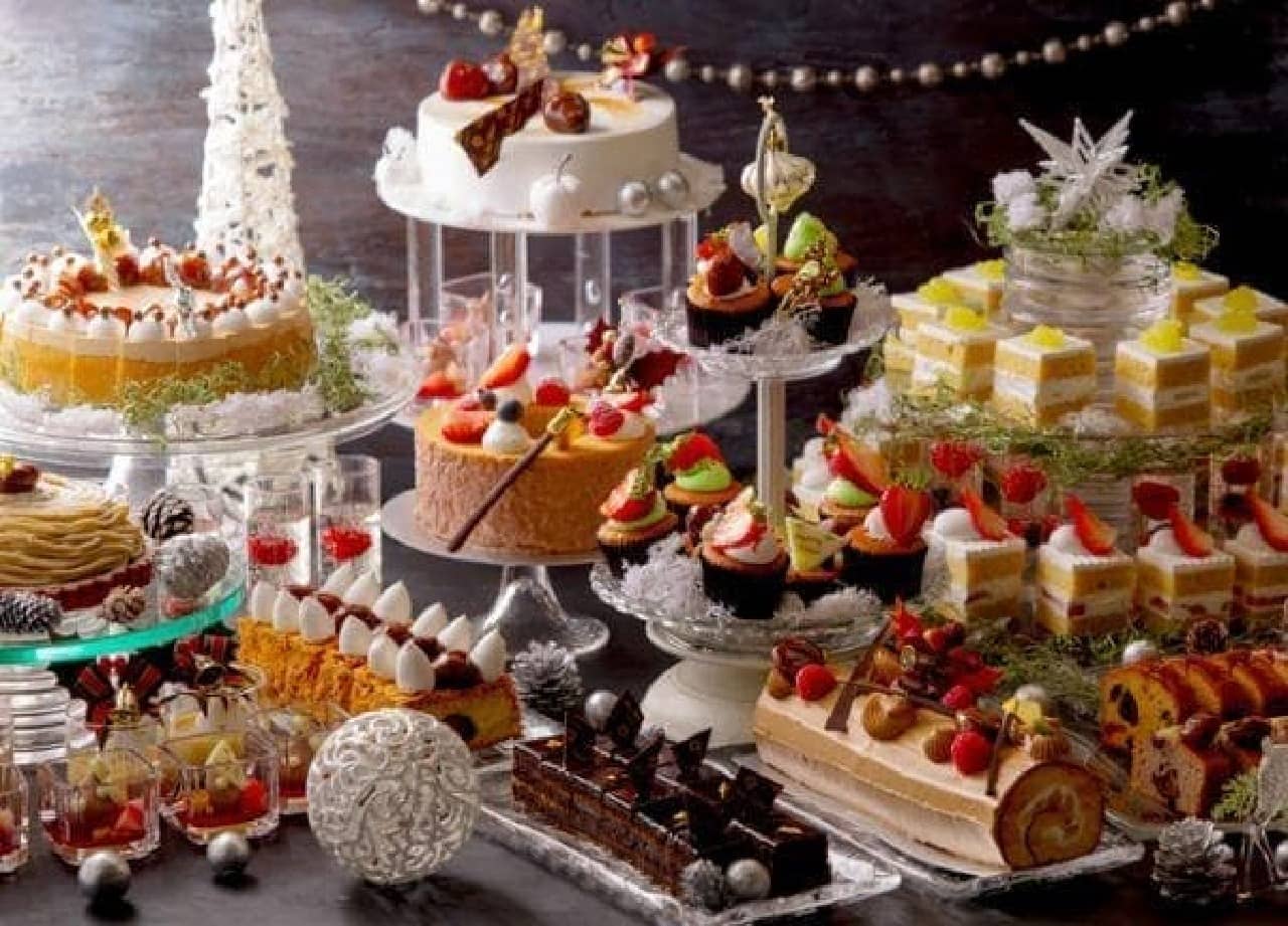Hotel New Otani Osaka "Sweets & Sandwich Buffet-Christmas Cake, Chestnuts and Pancakes-"