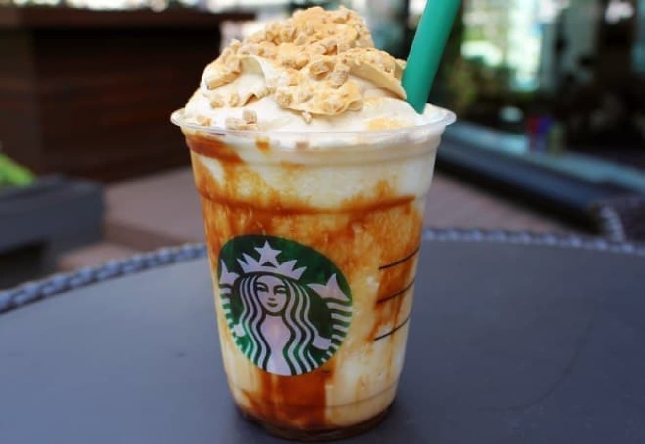 Starbucks "Snow Pecan Nuts Frappuccino"