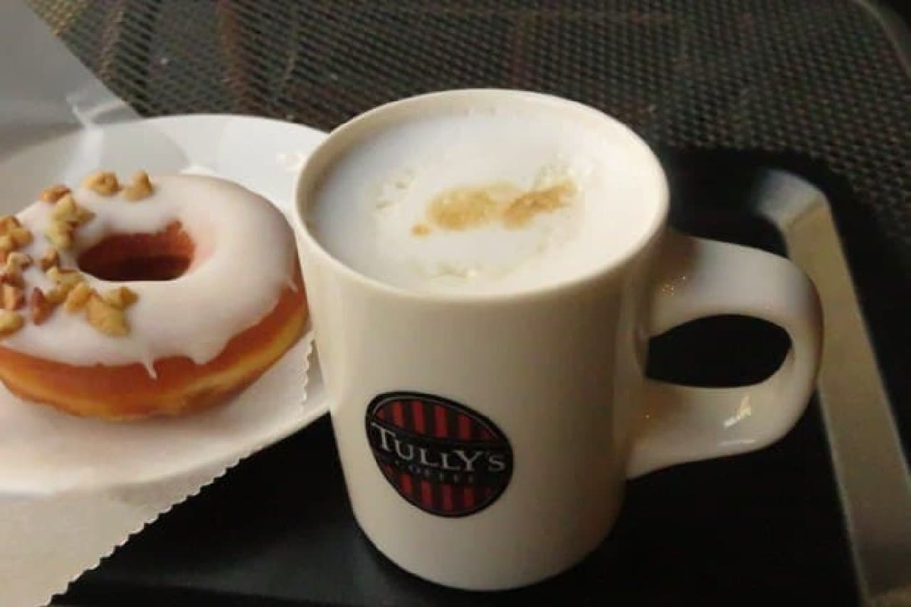 Tully's Coffee Honey Milk Latte