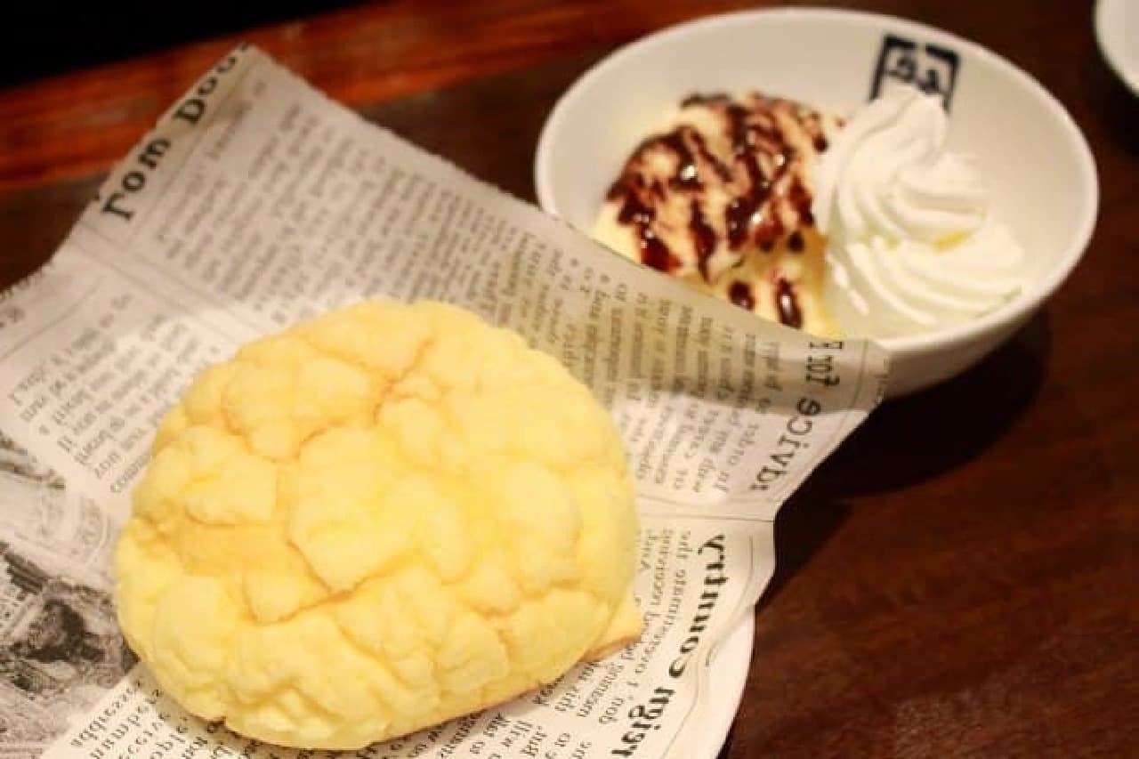 GYU-KAKU "Grilled Melonpan Ice Cream"