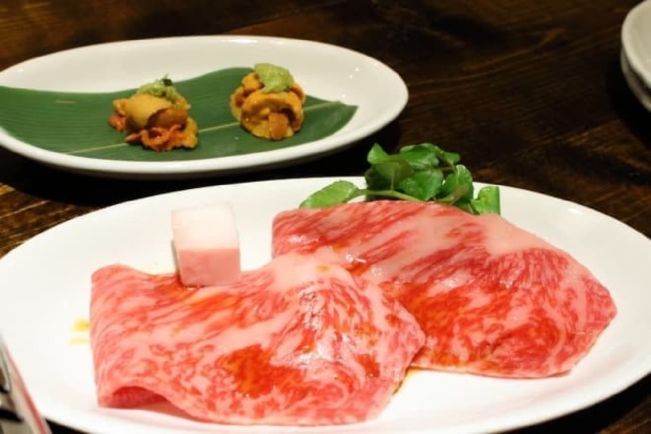Maruushi Meat Shinbashi store "Luxury Uniroll with rib core (2 pieces)"