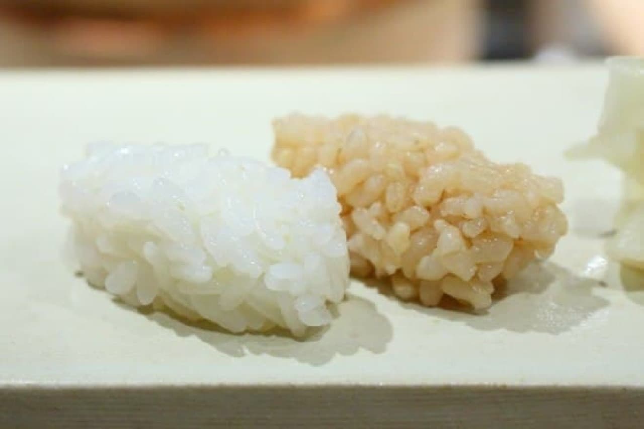 Gold dining, white rice and brown rice rice
