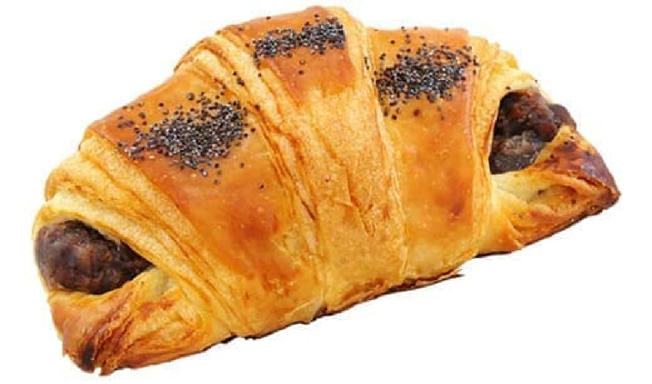 "Anko croissant using red bean paste from Tokachi" for Lawson