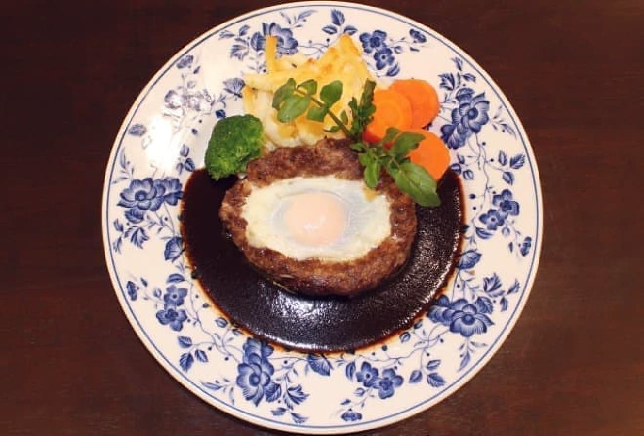 Kyobashi Morche "Hamburg steak Cheval style"