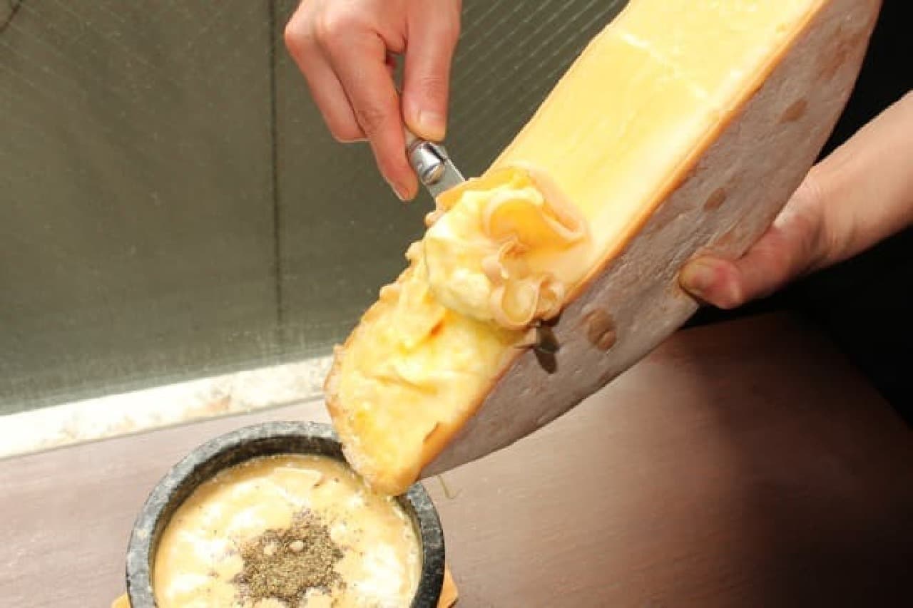 DAIGOMI「チーズ屋さん本気の石焼チーズリゾット」