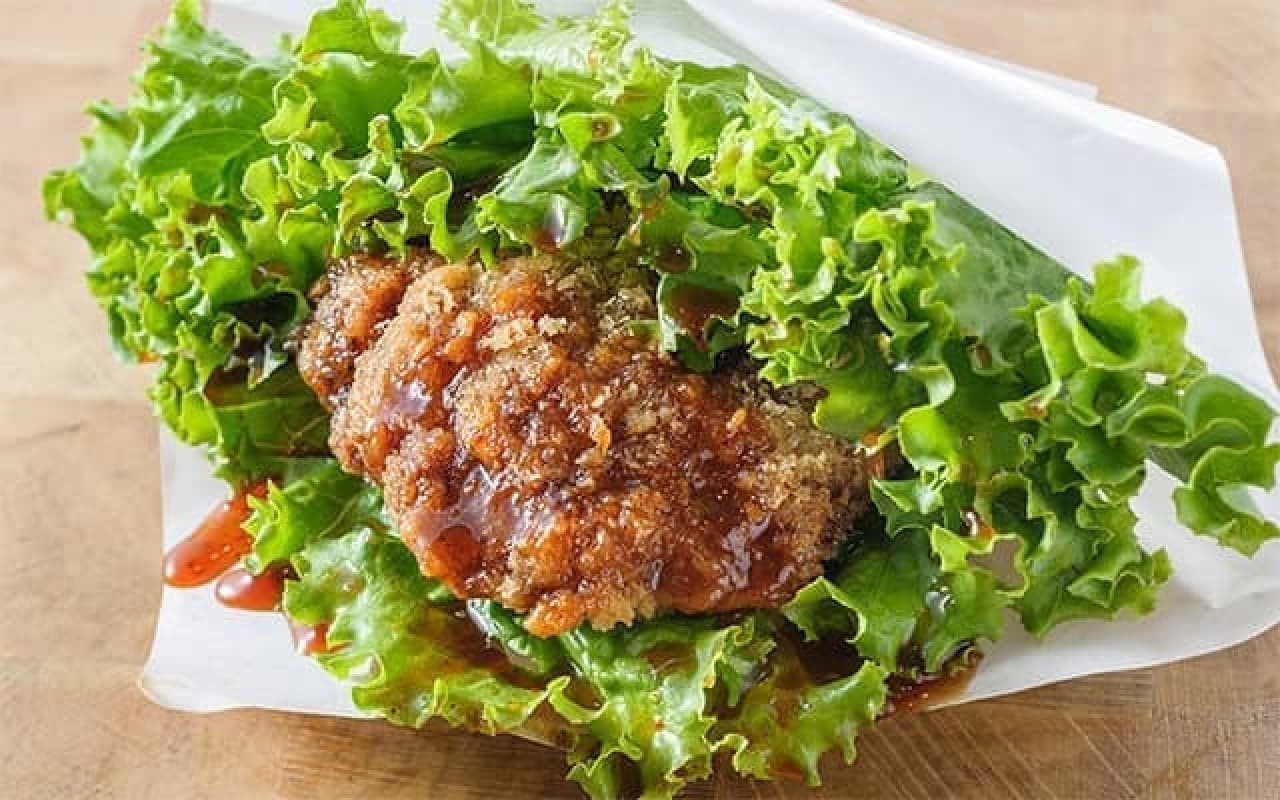Kakunoshin "Lettuce burger of Kakunoshin Menchi"