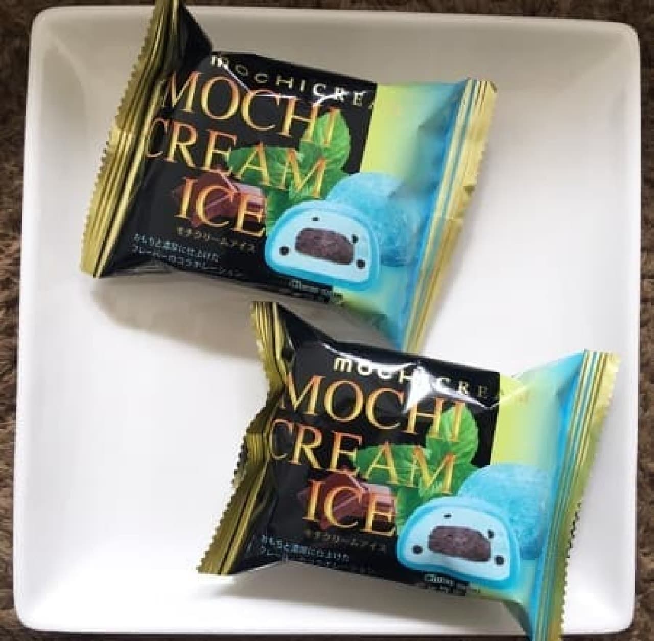 Mochi cream ice chocolate mint