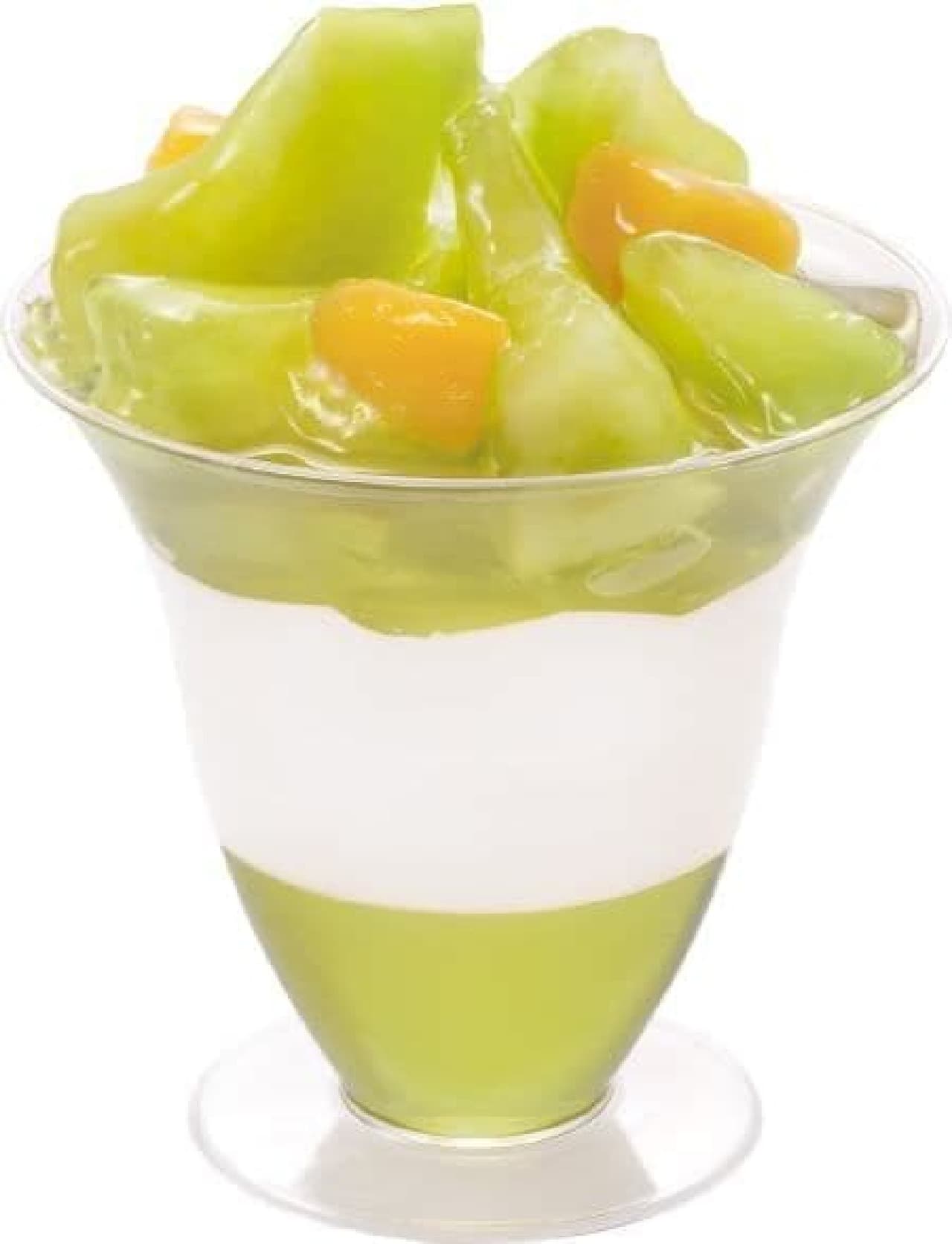 "Melon Coco" is a parfait with two layers of coconut blanche and melon jelly.
