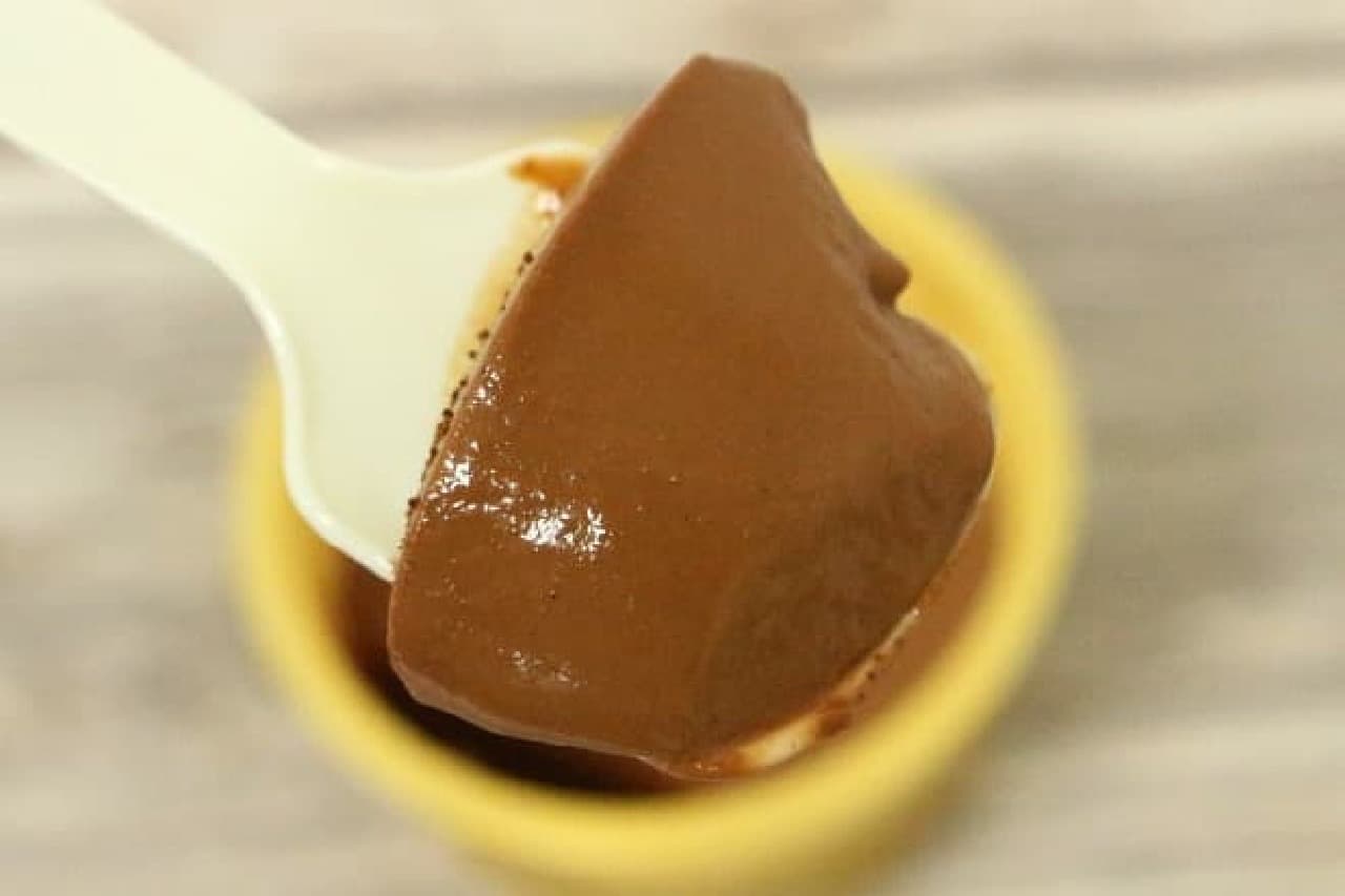 Lawson "Uchi Cafe SWEETS x GODIVA Chocolatier Pudding"