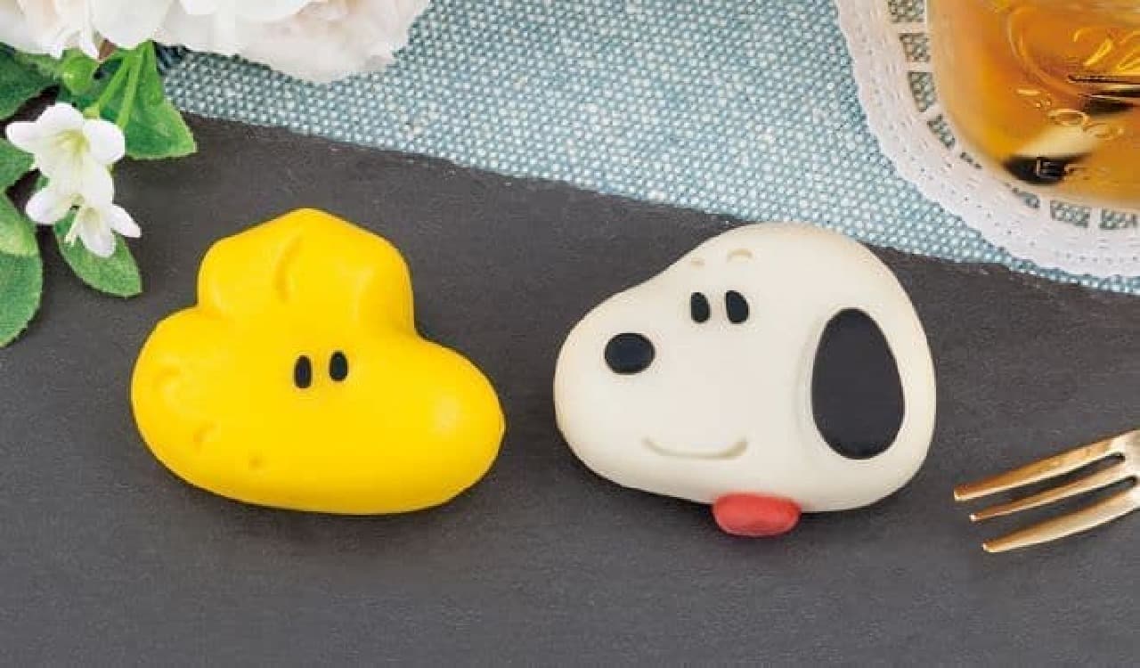 「食べマス スヌーピー」は人気キャラクター「スヌーピー」とその親友「ウッドストック」の顔が表現された和菓子