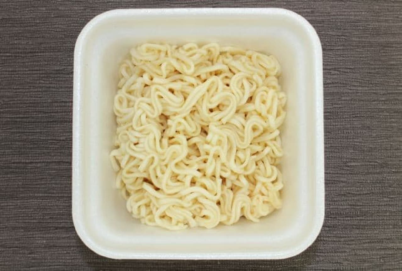 東京拉麺「ペペロンチーノ」
