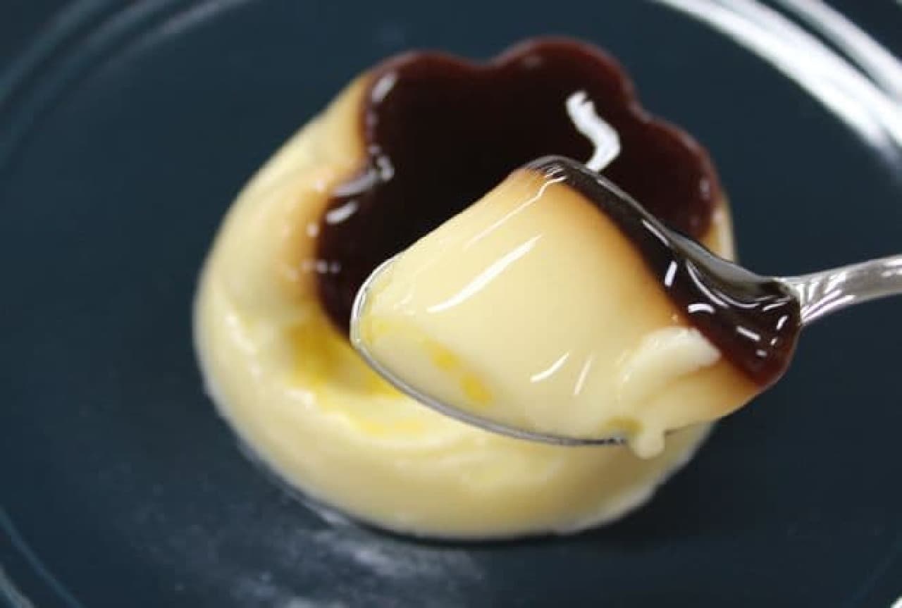 Luxury pudding pudding Fondant custard is a pudding pudding that "adults can enjoy" with custard made from rum.