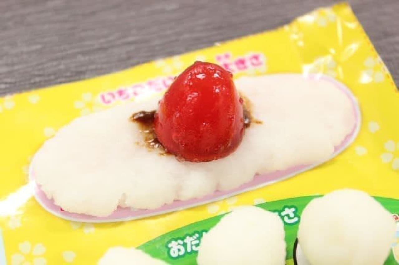 Making strawberry daifuku from the Poppin Cookin series "Taiyaki & Odango"