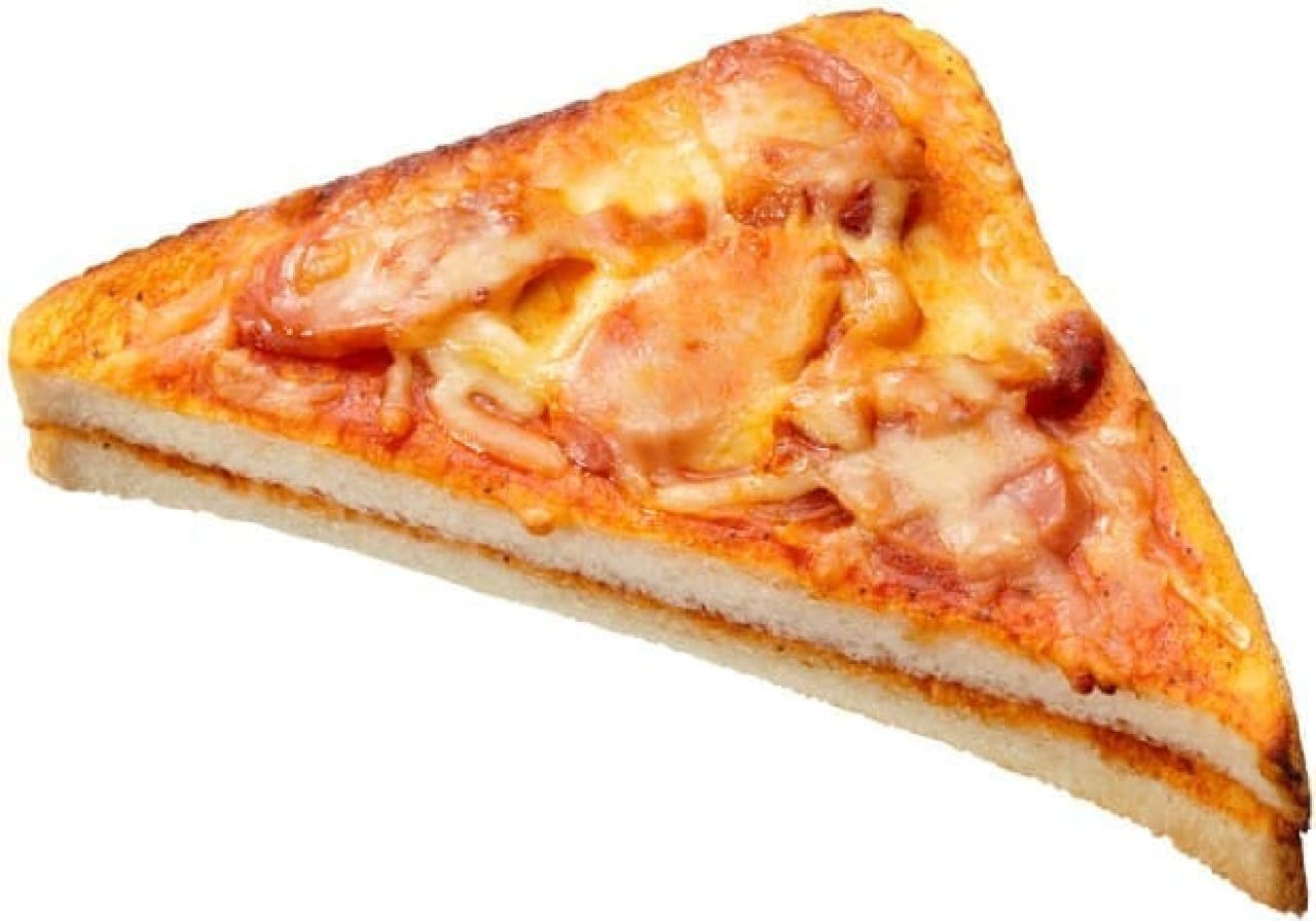 FamilyMart "Flame Pizza Toast-with Chorizo & Red Pepper-"
