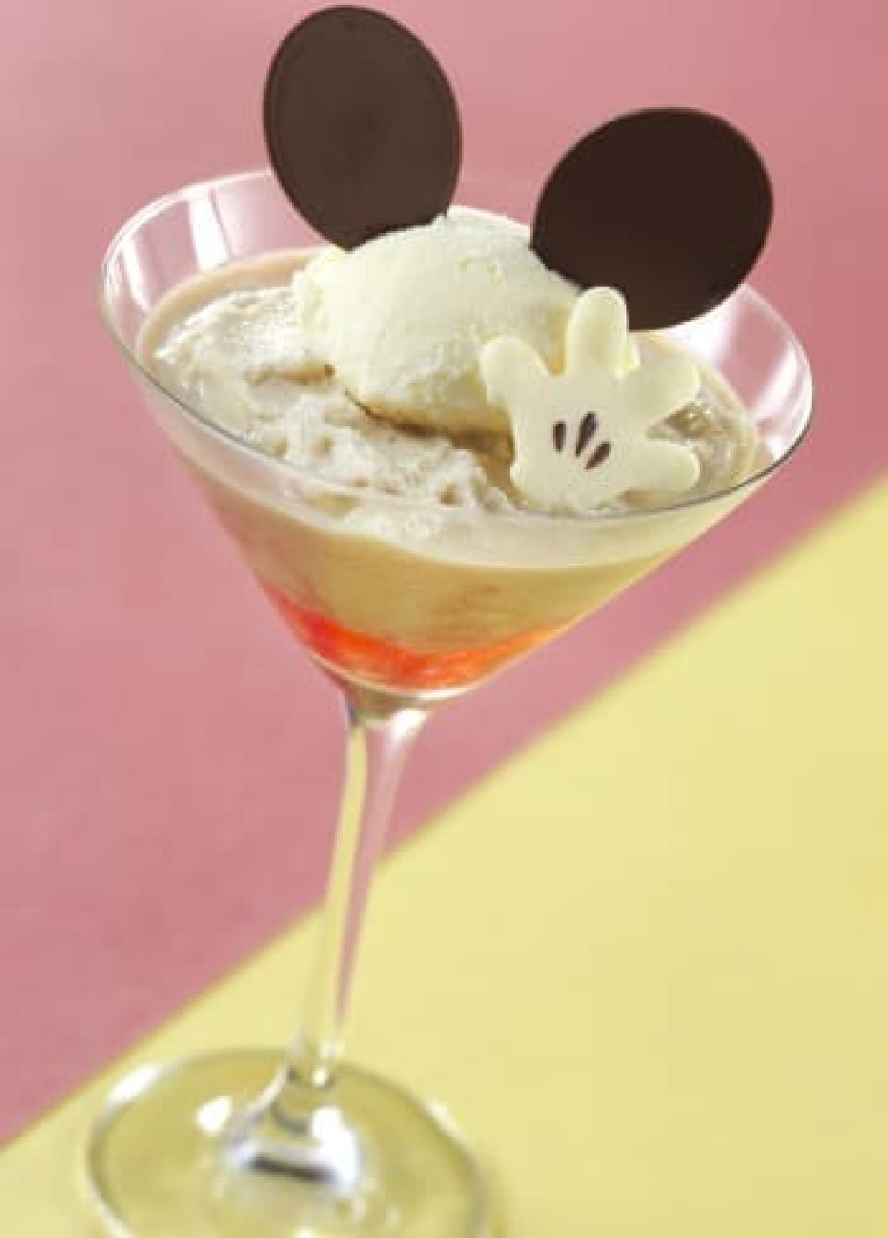 Disney Ambassador Hotel "" Beyond Imagination "Special Non-alcoholic Cocktail Mickey's Birthday"