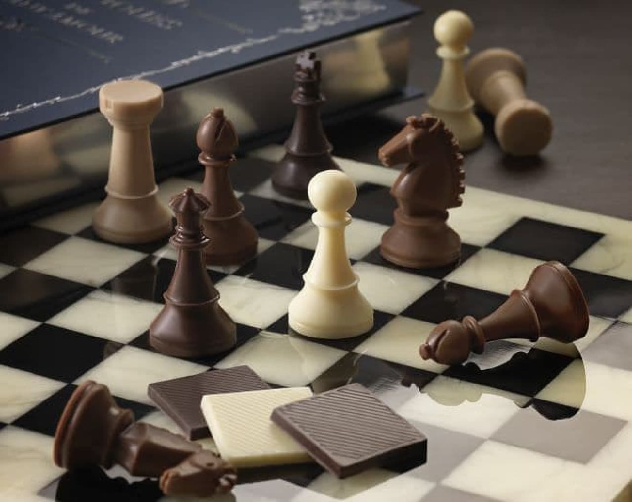 「リーブルチェス」は、ヨーロッパの紳士の遊び“チェス”をイメージした男心をくすぐるバレンタインギフト