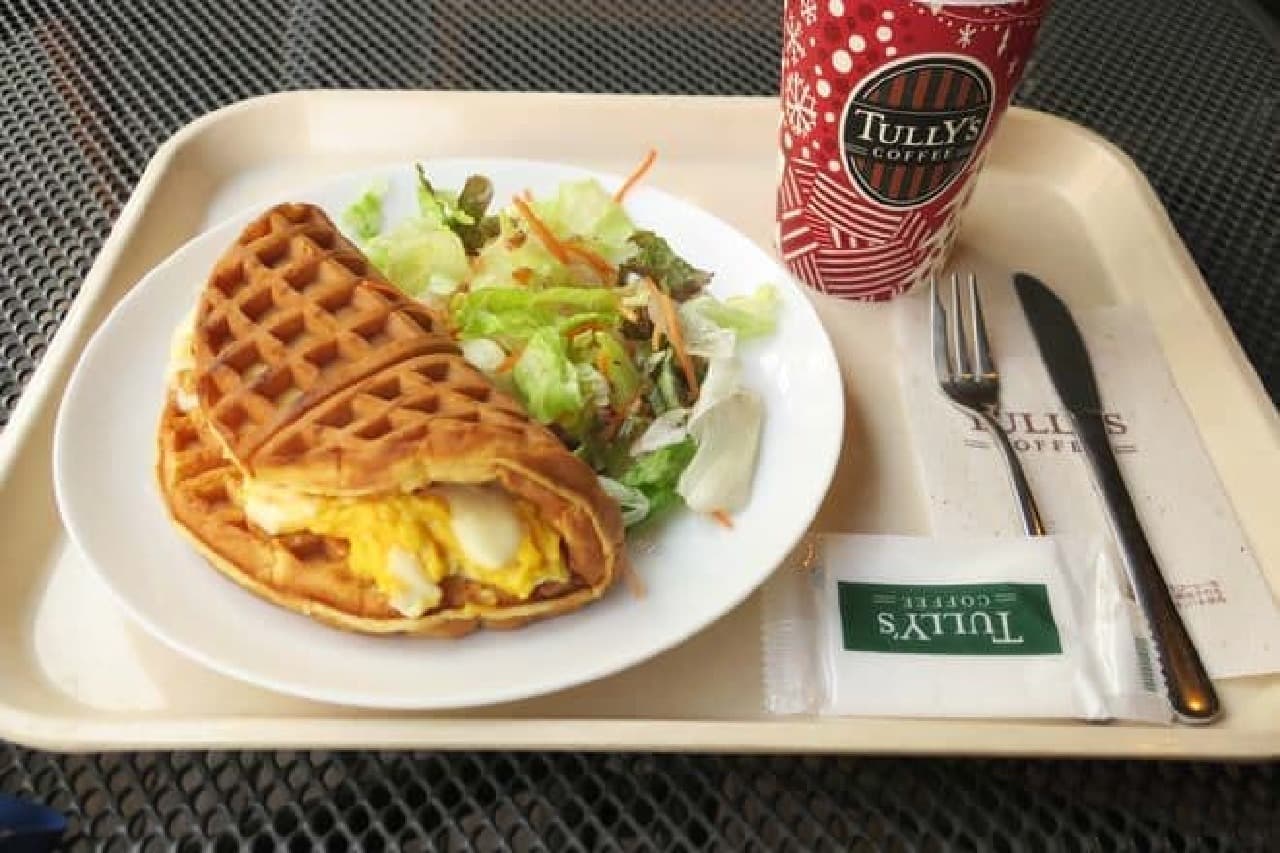 Tully's American Waffle Plate Scrambled Eggs