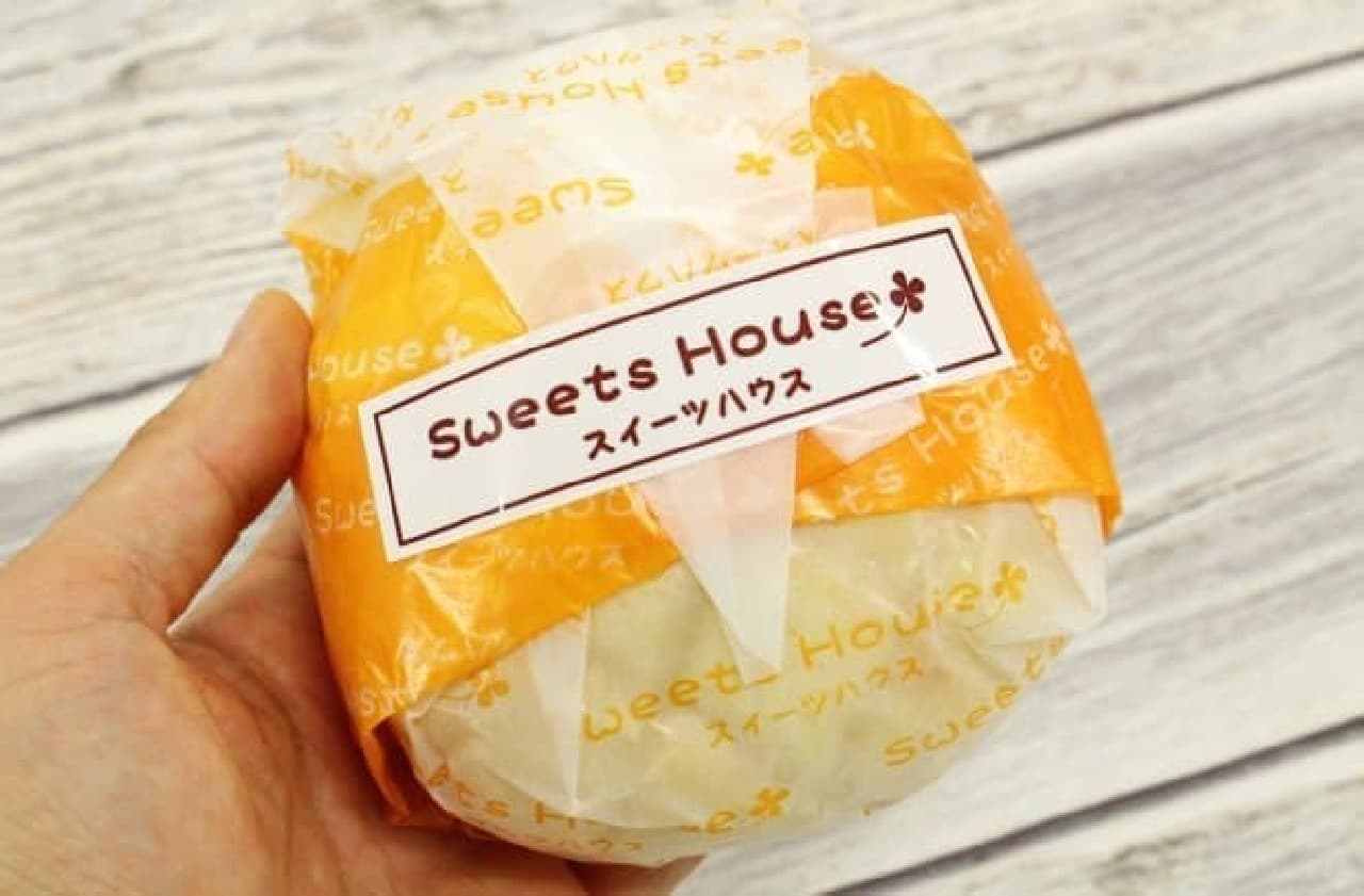 Tokyo Sasazuka Sweets House "Melonpan Cream Puffs"