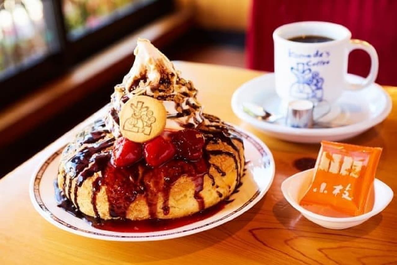 森永製菓とコメダ珈琲店がコラボレーションした「小枝＜シロノワール味＞」