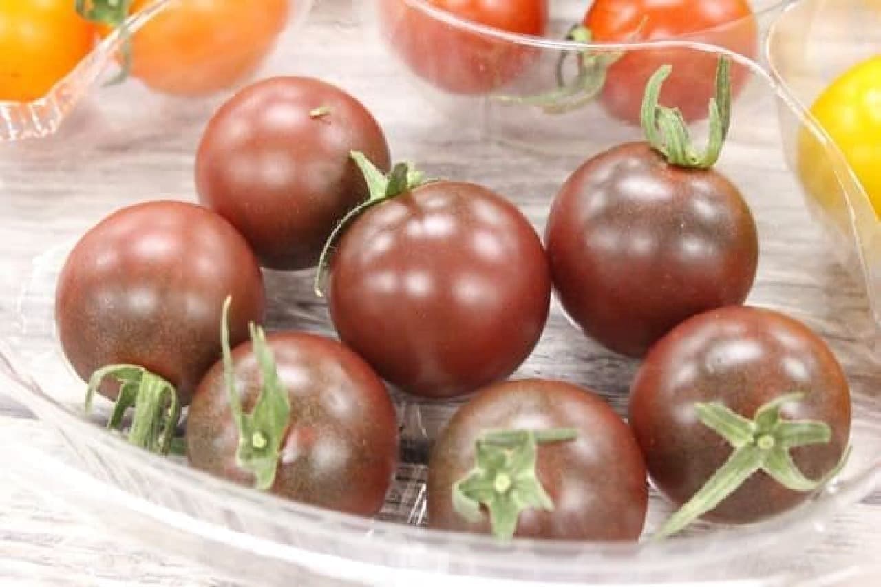 ノーブル バイオレットは、紫色をしたトマト