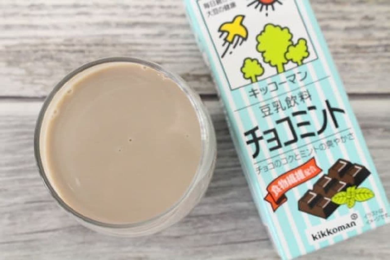 Chocolate mint is a soy milk drink characterized by the richness of chocolate and the refreshing aroma of mint.