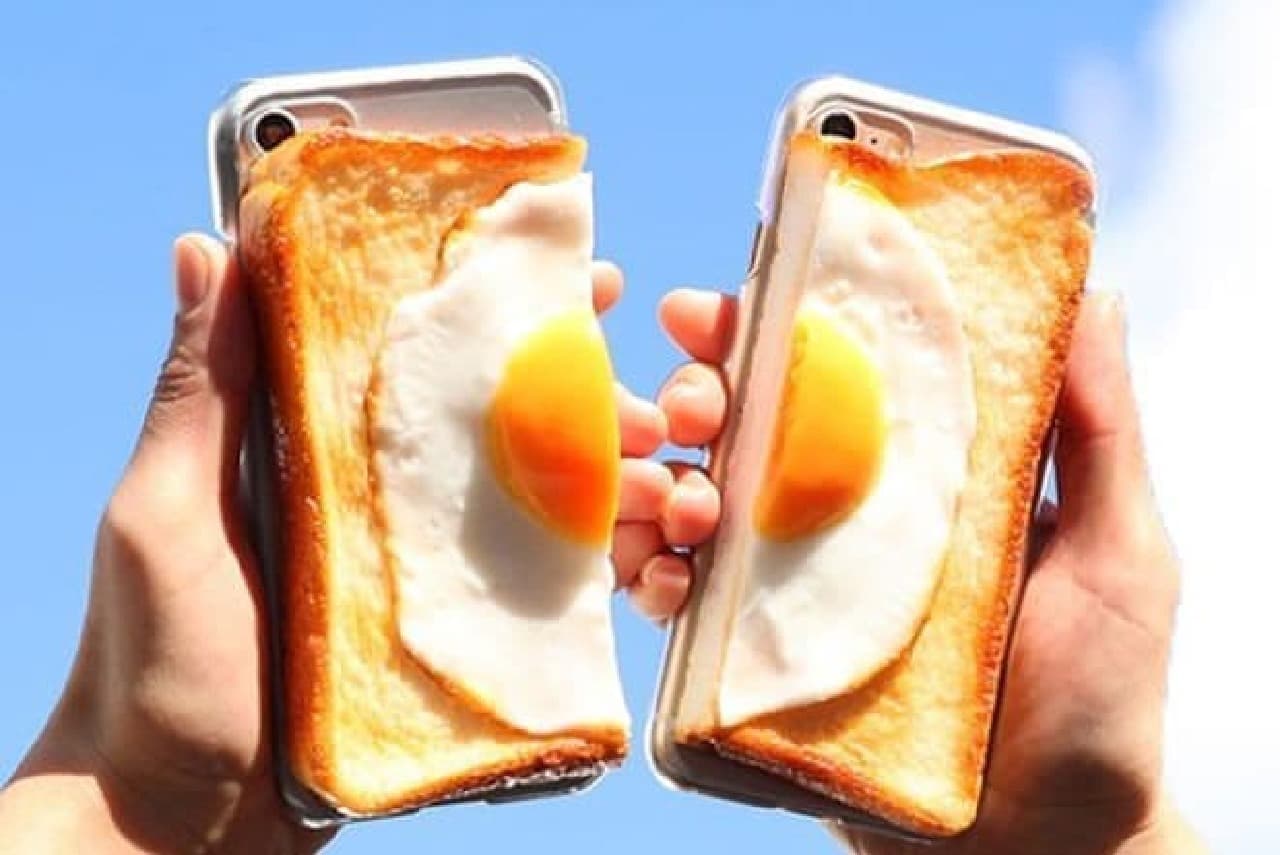 iPhone 8/7専用 食品サンプルカバー「目玉焼きトーストケース」