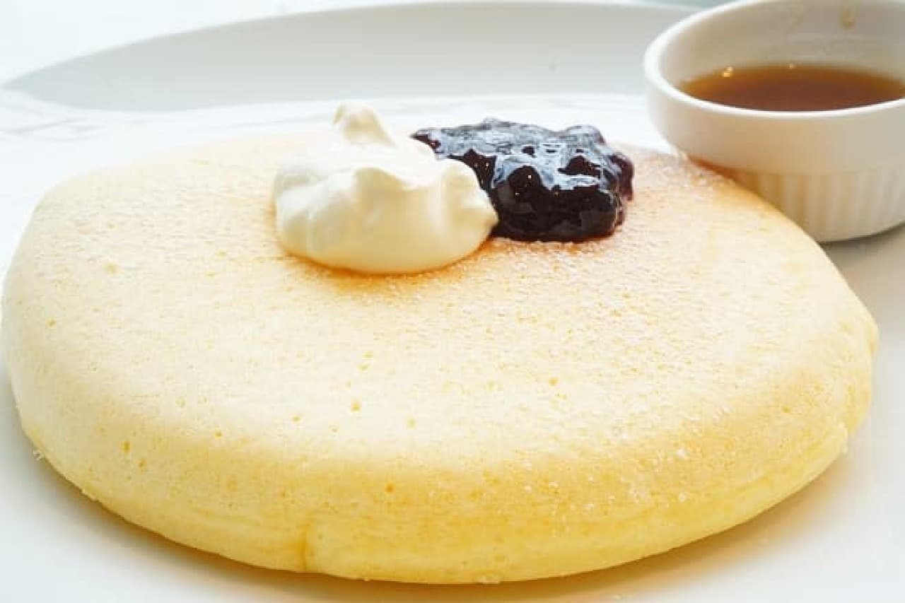 Matsunosuke NY Daikanyama store "Sour cream & blackcurrant pancakes"
