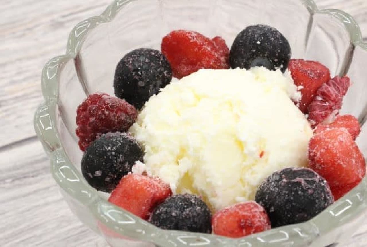 Easy frozen yogurt that you can make at home